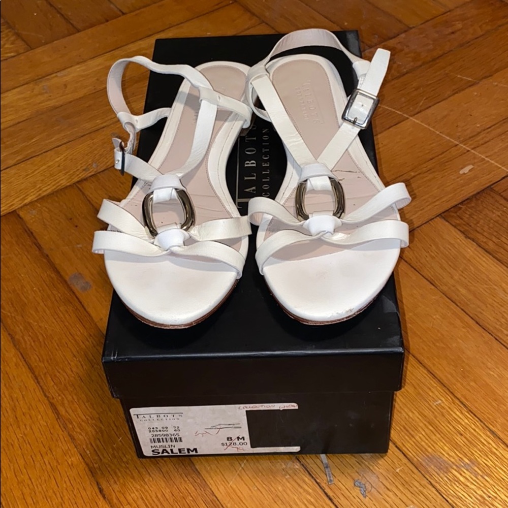 TALBOTS COLLECTION MUSLIN SALEM SANDALS!!!